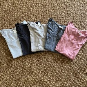 H&M Basic/Basique Women’s T-shirts size Small